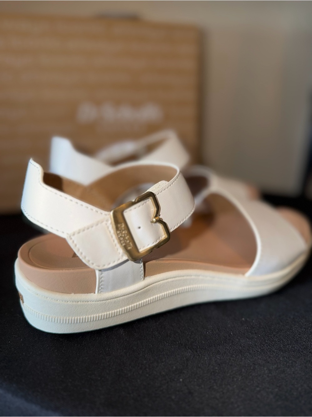 Dr. Scholl’s 🤍 (Comfort!!) “Time Off” Platform Buckle Sandals - Picture 6 of 8